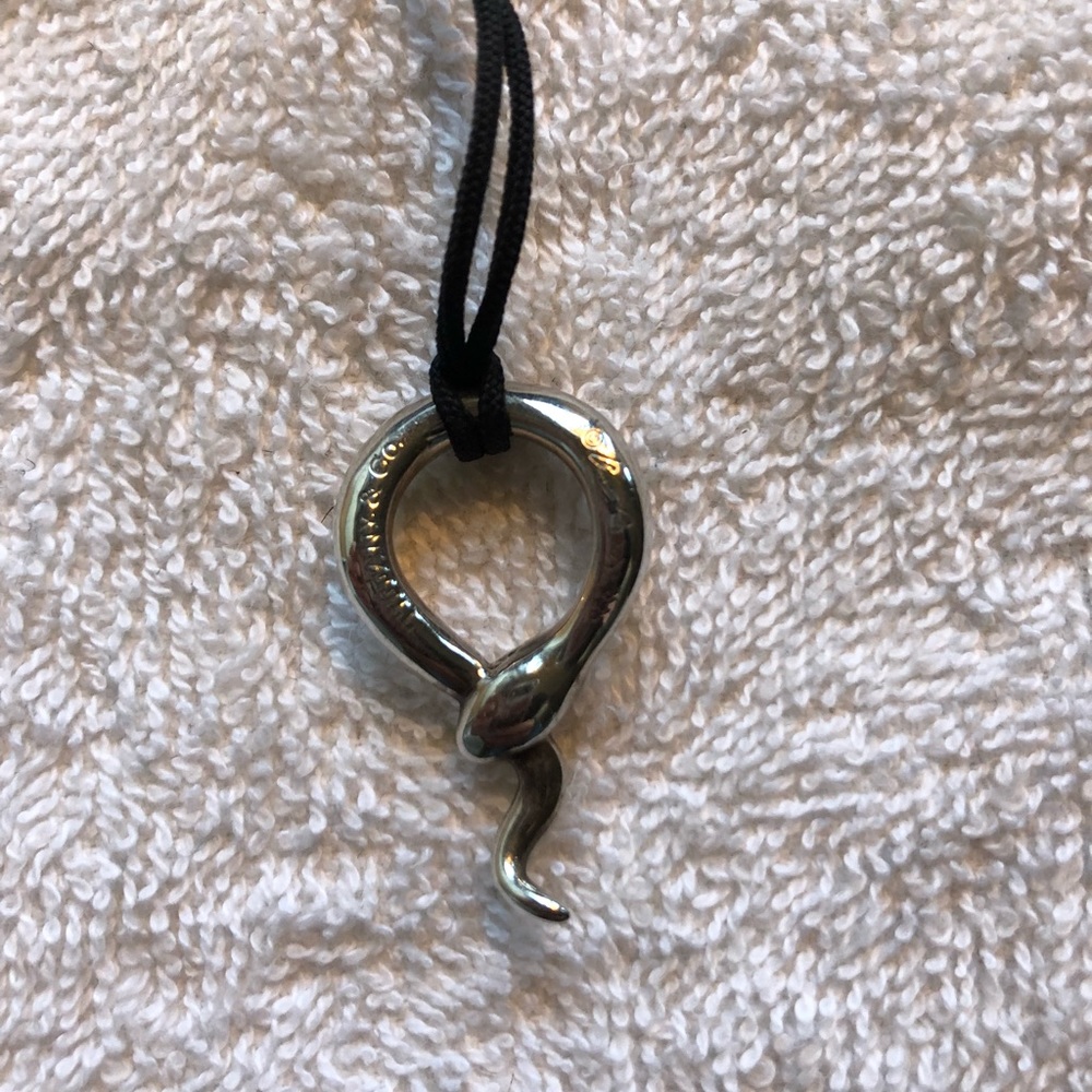 Authentic Tiffany Elsa Peretti Snake necklace